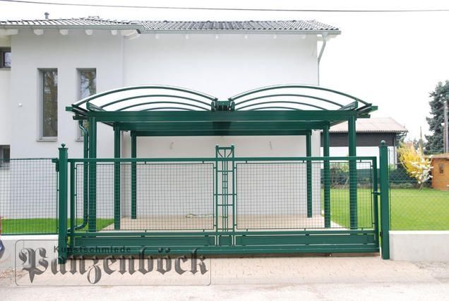 Ein maßgefertigter Carport aus Stahl oder Aluminium 