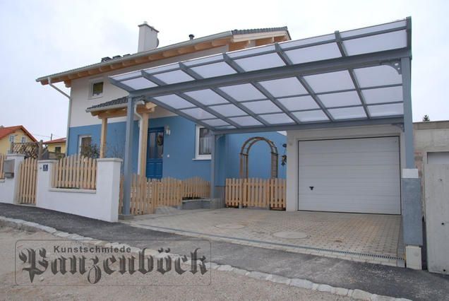 Ein maßgefertigter Carport aus Stahl oder Aluminium 