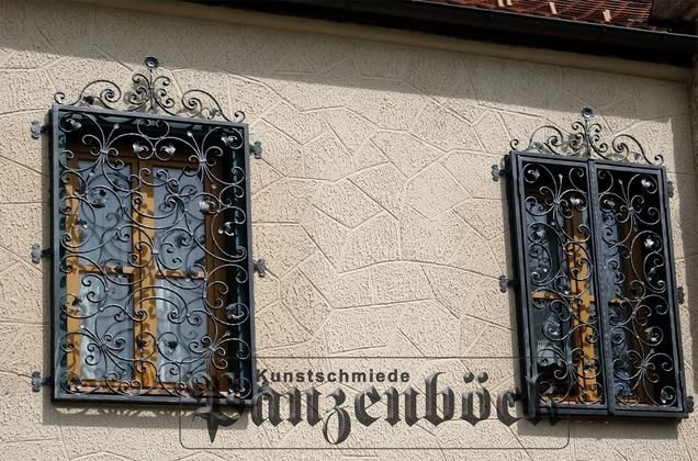 Fenstergitter und Gittertüren