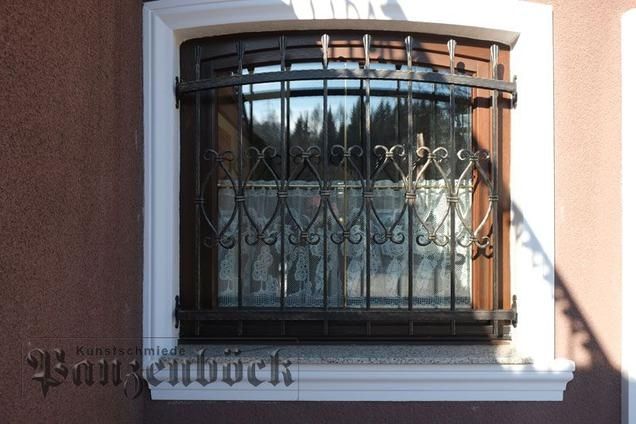 Fenstergitter und Gittertüren