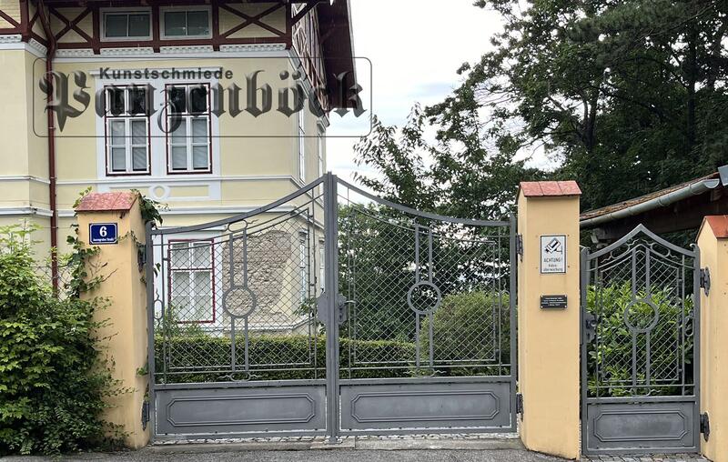 Einfahrtstor und Gehtor Krippgitter-Alt Wien