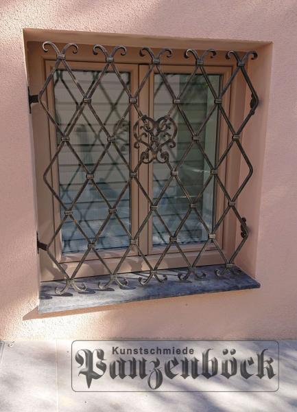 Fenstergitter Schmiedeeisen