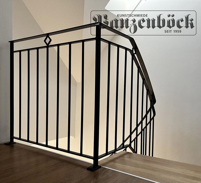 schlichtes Stahlgeländer in Niederösterreich