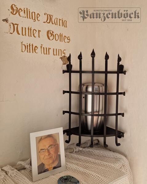 Urneneinfassung für die Familienkapelle