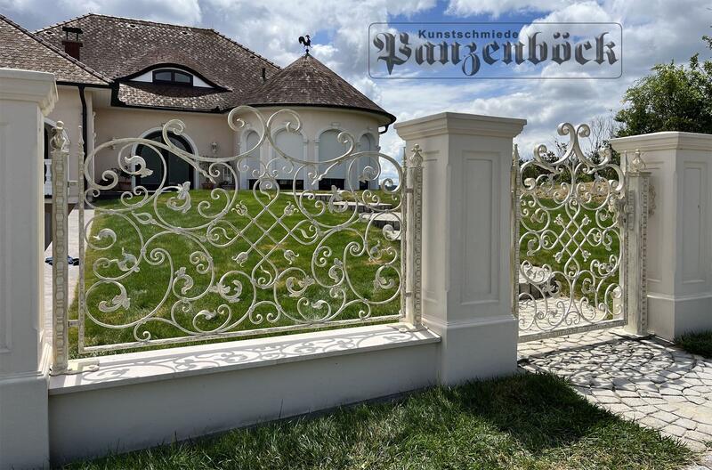 Gehtor und Zaunfeld Schmiedeeisen
